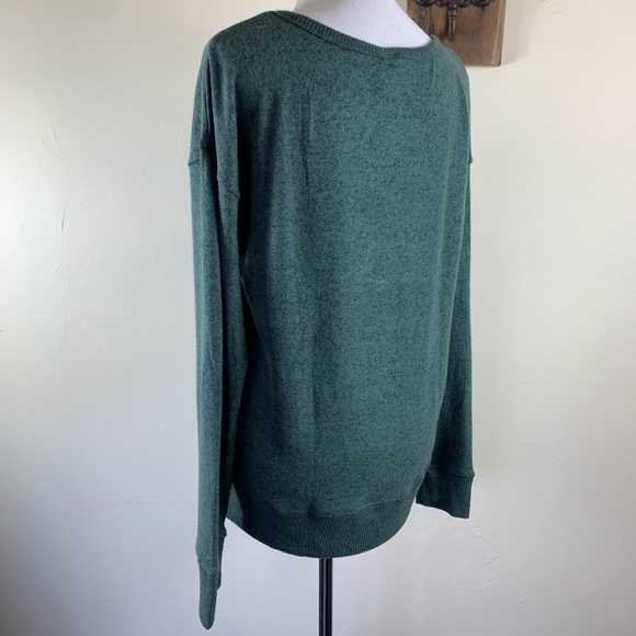 GREEN BALANCE CONNECTION LONG SLEEVE TOP - Picture 2 of 7